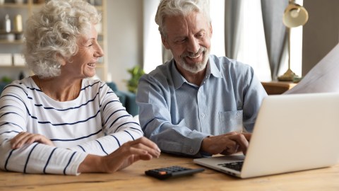 deduccion estandar para 65 años