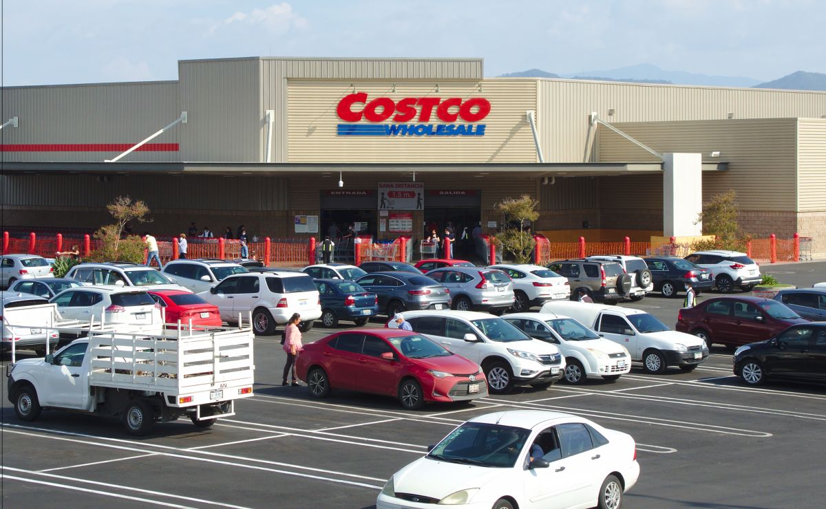 Costco will crack down on those who share their membership