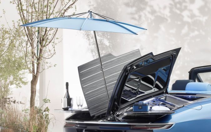 El Rolls-Royce Boat Trail, tuvo una producción limitada de solo 3 unidades, marcó un récord con su precio de alrededor de $28 millones de dólares. Foto: Cortesía Rolls-Royce