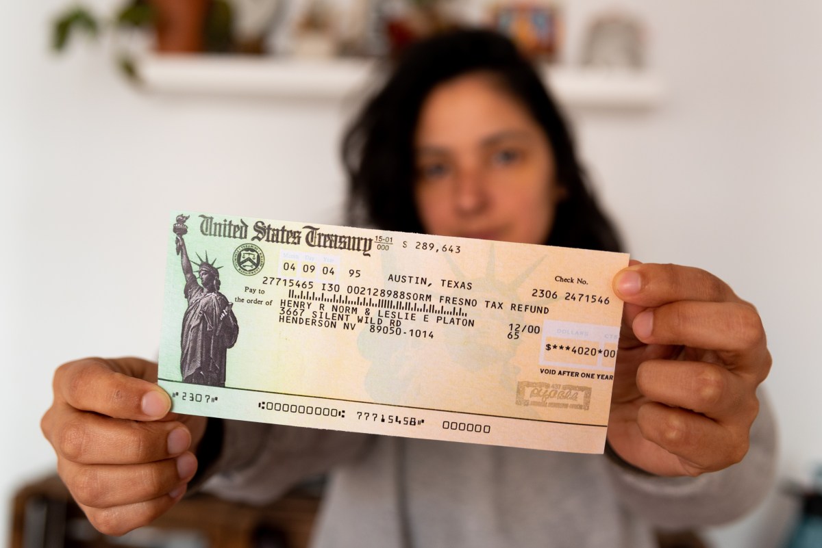 Cheque Estimulo Reverso Nuevo cheque de estímulo de $1,300 dólares: quién califica y cuándo se ...