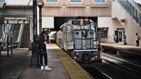 Estudiantes en el NJ Transit