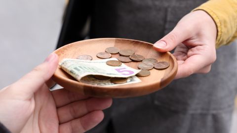 Salario mínimo para trabajadores de propinas