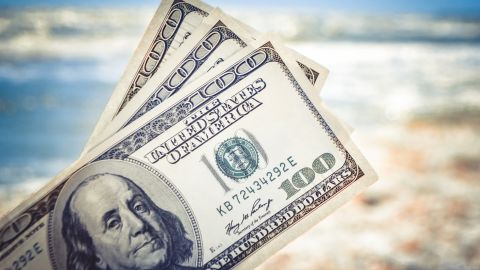 Cheque de estímulo de $300 dólares