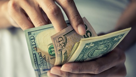 Cheque de estímulo de $6,000 dólares