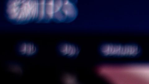 Fotografía del sitio web del IRS en un teléfono móvil.