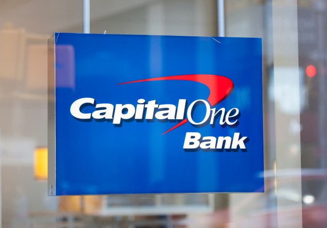 Capital One Bank aceptó pagar $16 millones de dólares.
