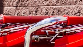 Carritos de compras color rojo de Target.