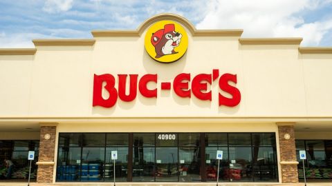 Fachada de un Buc-ee's en Bastrop, Texas.