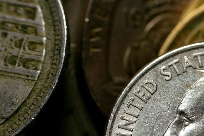 Moneda estadounidense de 25 centavos de dólar.