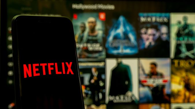 Logo de Netflix en un teléfono inteligente.