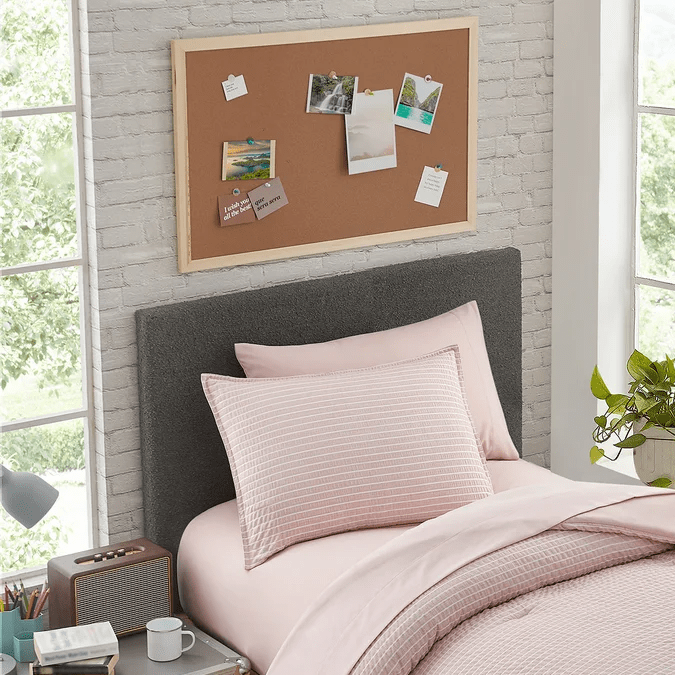 Juego de sábanas y edredón texturizado de microfibra Daniela.