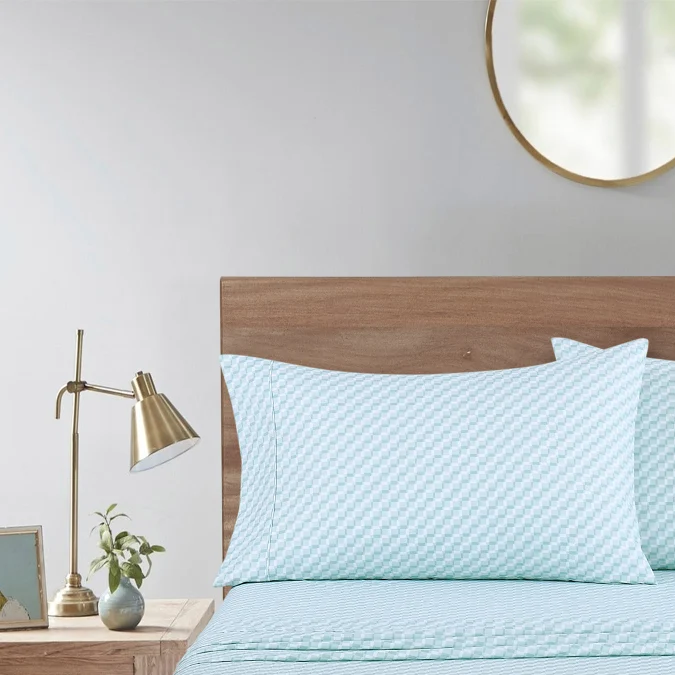 Juego de sábanas de microfibra South Point Home Fashions.