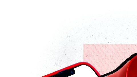 Collage de una mujer disfrutando los descuentos en Target para universitarios y maestros.