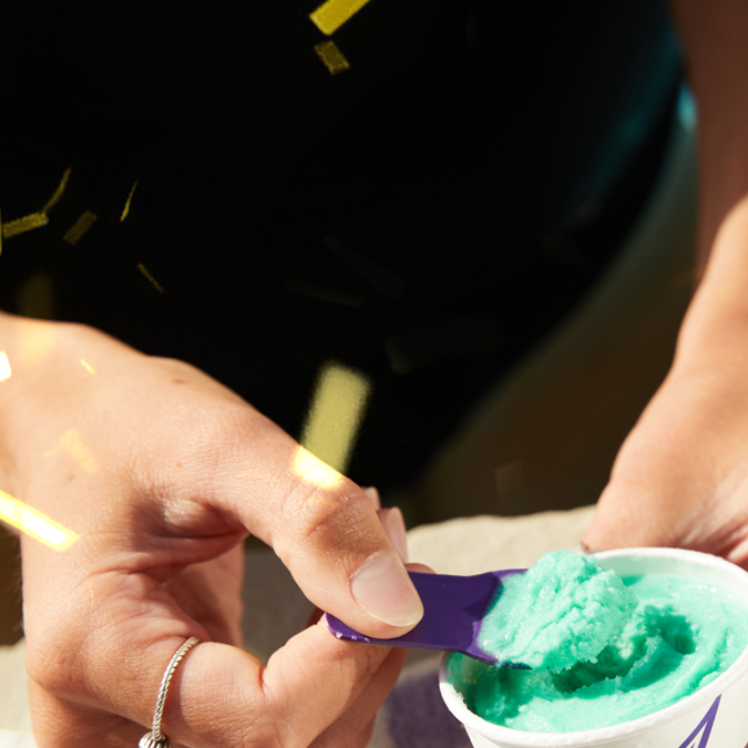 MTN DEW BAJA BLAST Gelato de edición especial.