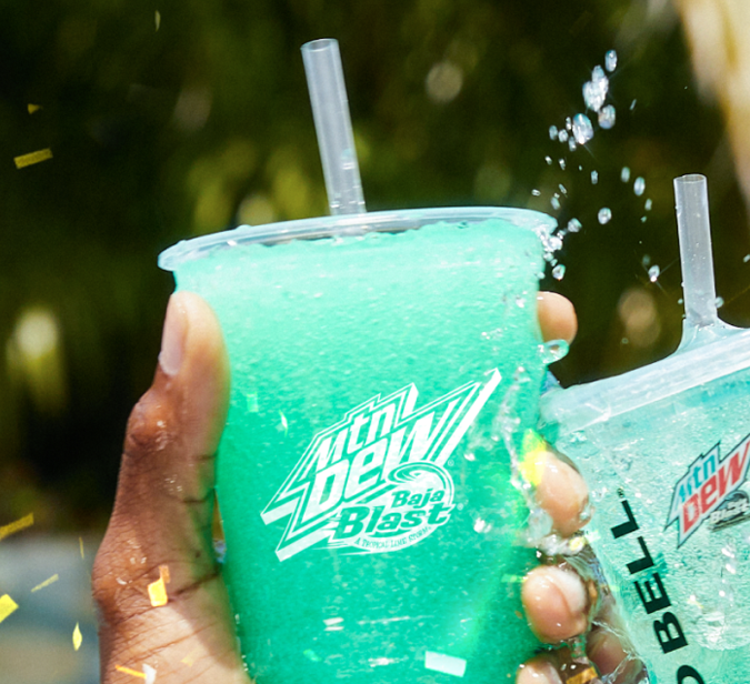 MTN DEW BAJA BLAST y BAJA BLAST Freeze estarán de promoción en Taco Bell.