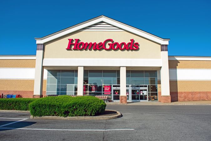 Fachada de una tienda HomeGoods en Lancaster, Pensilvania.