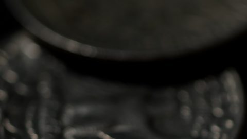 Grupo de monedas de cuarto de dólar.