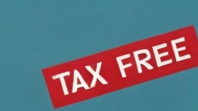 Imagen de artículos escolares comprados durante los días sin impuestos en EE.UU.