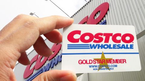 Compras en almacenes mayoristas de Costco, club de membresía, tarjeta de membresía, Costco como fondo.