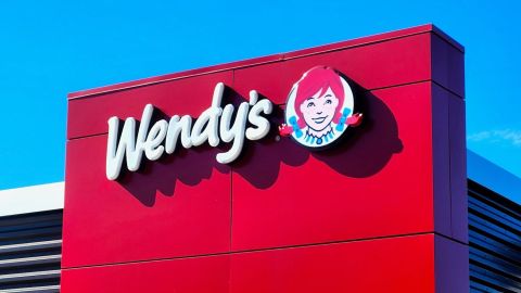 Letrero del restaurante de comida rápida Wendy's.