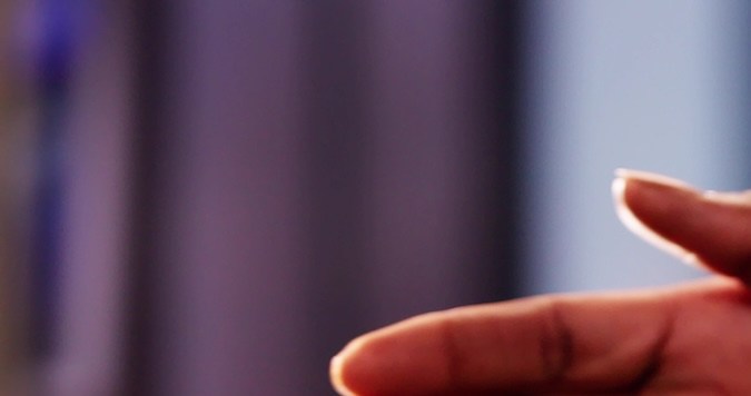 cobertura de seguro integral para todos los empleados y sus familias.