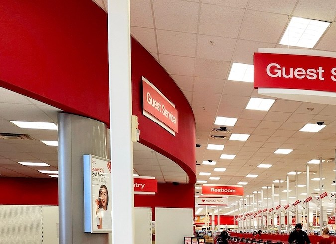 Interior de la tienda minorista Target en Estados Unidos.