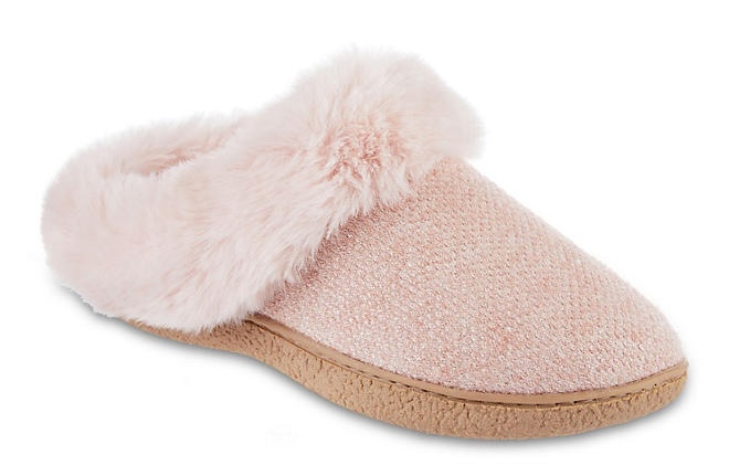 Pantuflas clásicas Isotoner.