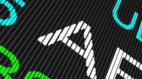 El arbitraje en trading es la práctica de comprar y vender simultáneamente un activo para aprovechar una diferencia de precio.
