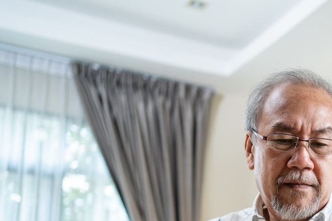 Este límite de $2,000 dólares tiene como objetivo reducir la tensión financiera de millones de beneficiarios, aunque sólo se aplica a los medicamentos cubiertos por los planes de la Parte D.