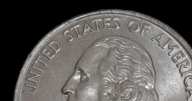 Las monedas de 25 centavos de 1999 de Georgia están compuestas de 75% cobre y 25% níquel.