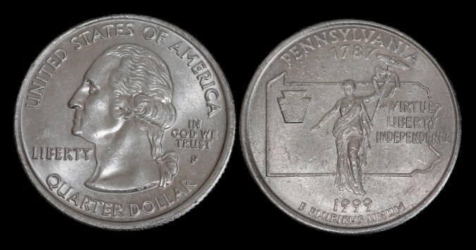La moneda de 25 centavos de 1999 de Pensilvania está compuesta de 75% cobre y 25% níquel.