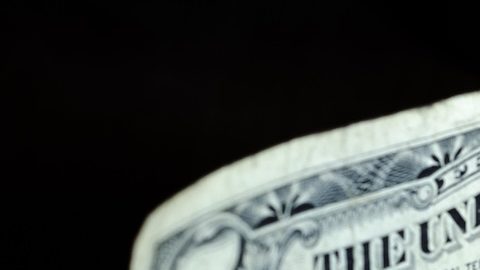 Los clientes bancarios podrían ahorrar hasta 5 mil millones de dólares al año en comisiones por sobregiro gracias a una nueva norma.