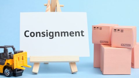 La consignación es un acuerdo en el cual las mercancías se dejan en posesión de un tercero autorizado para su venta.