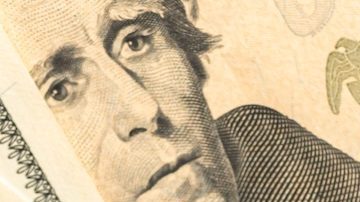 En el MoneyCenter de Walmart podrás hacer transferencias de dinero, gestión de facturas e impresión, cobro de cheques y mucho más.