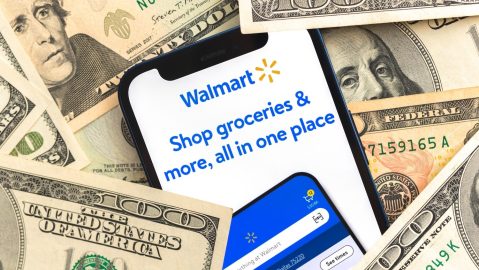 En el MoneyCenter de Walmart podrás hacer transferencias de dinero, gestión de facturas e impresión, cobro de cheques y mucho más.