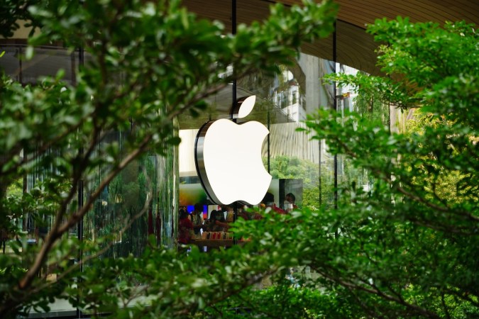 En los próximos años, equipos e instalaciones de Apple se expandirán en Michigan, Texas, California, Arizona, Nevada, Iowa, Oregon, Carolina del Norte y Washington.