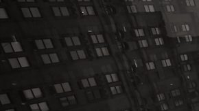 Además de los miles de empleos nuevos, el plan de Apple incluye una nueva fábrica en Texas, duplicar el Fondo de Manufactura Avanzada de EE.UU., una academia de manufactura e inversiones aceleradas en IA e ingeniería de silicio.