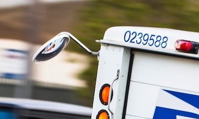 Reportes indican que el primer paso hacia la privatización de USPS sería disolver la Junta de Gobernadores del Servicio Postal de Estados Unidos.