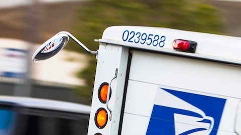 Reportes indican que el primer paso hacia la privatización de USPS sería disolver la Junta de Gobernadores del Servicio Postal de Estados Unidos.