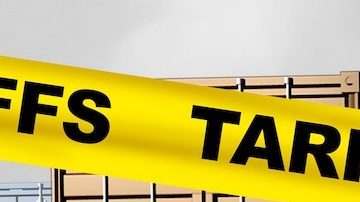 Trump declaró inicialmente una emergencia económica para imponer aranceles del 10% a todas las importaciones de China y del 25% a las de México y Canadá.