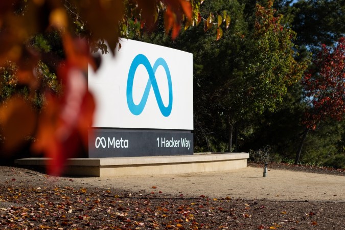 Los empleados afectados por el recorte de Meta en Europa, Asia y EE.UU. han comenzado a recibir notificaciones, según una publicación interna vista por Business Insider.