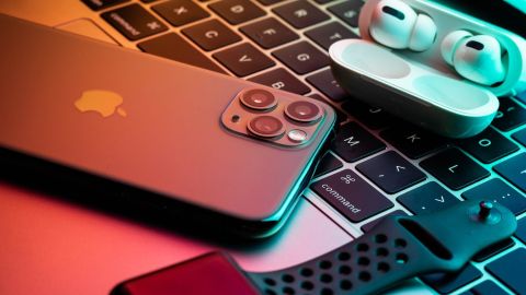 Amazon tiene una gran oferta en un cargador magnético para Apple con calificación de 4.7 estrellas.