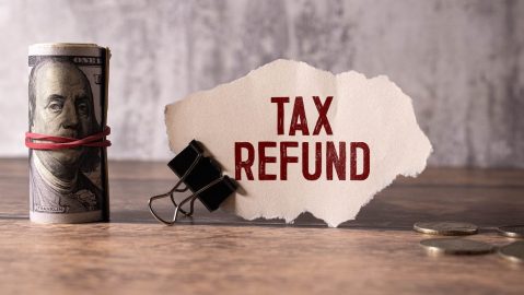 Tu reembolso de impuestos puede darte un primer empujón a una mejor salud financiera; siempre y cuando lo uses de forma adecuada.