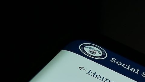 En las próximas dos semanas, la agencia implementará procedimientos más estrictos de verificación de identidad.