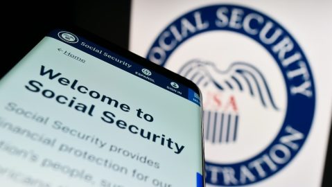 En las próximas dos semanas, la agencia implementará procedimientos más estrictos de verificación de identidad.