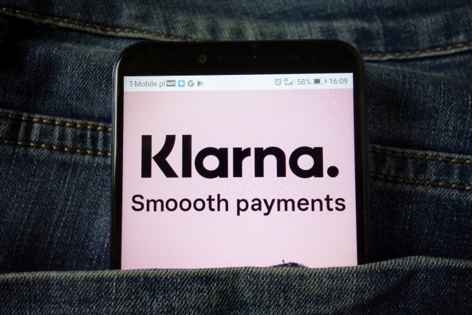 Klarna es un servicio de "compra ahora, paga después" (BNPL) que te permite pagar tus compras a plazos.