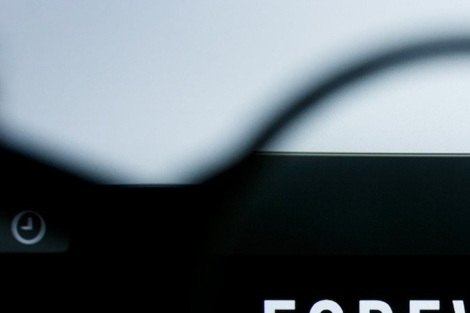 Forever 21 dijo que sus tiendas y su sitio web en EE.UU. permanecerán abiertos por el momento, pero que comenzará a reducir su negocio en el país.