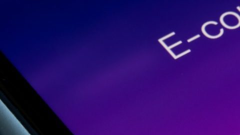 Como resultado de los nuevos aranceles, se espera que las empresas aumenten los precios de los bienes de consumo, y es probable que esos efectos se sientan ampliamente en toda la economía.