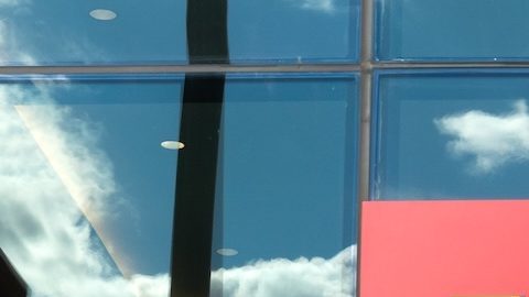 Miles de estadounidenses pueden optar a una parte importante de un acuerdo multimillonario con Wells Fargo y otras empresas.