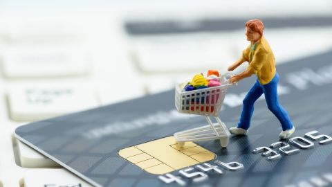 Muchos consumidores todavía prefieren comprar y navegar en una tienda física.